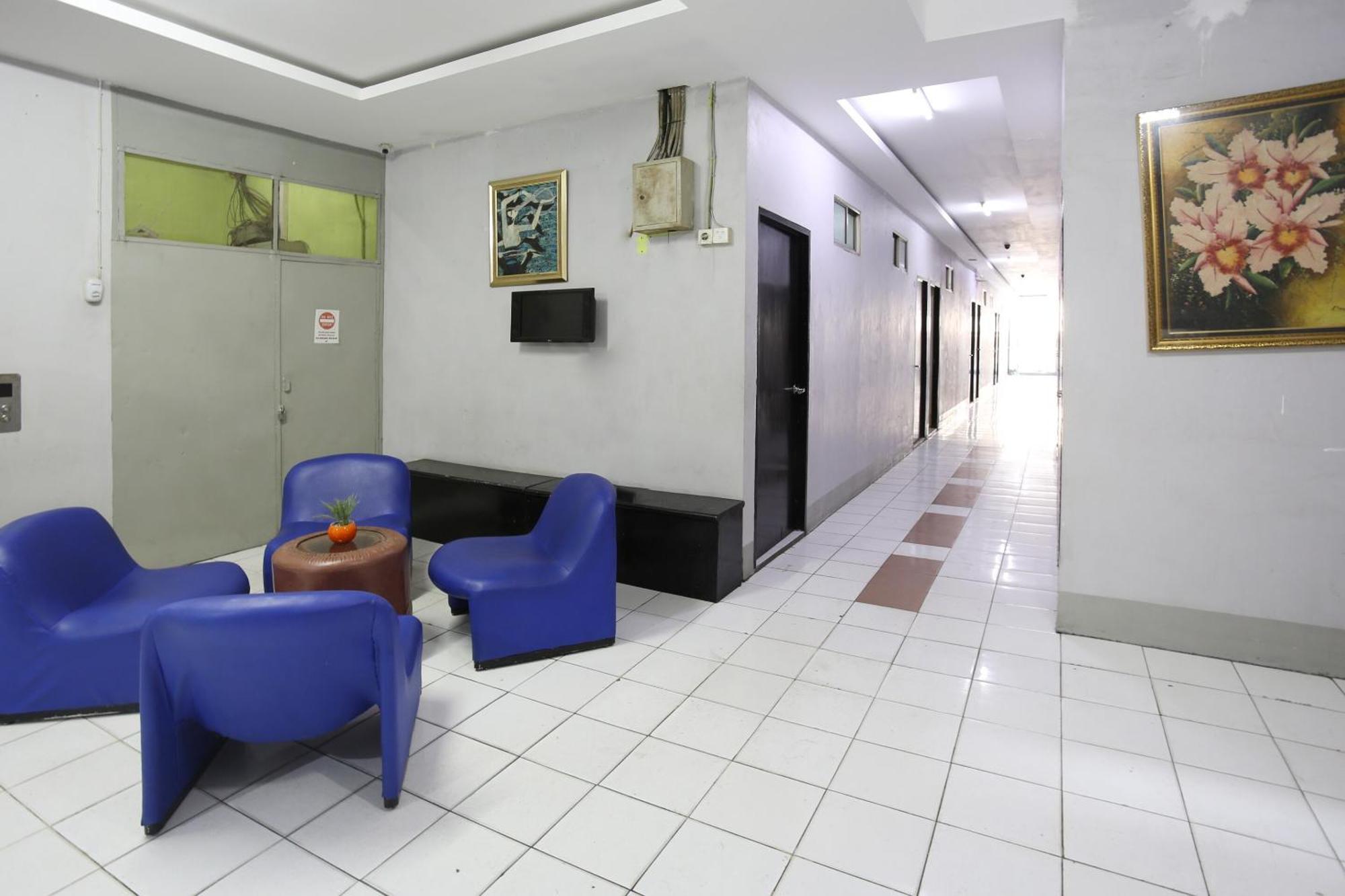 Oyo 3865 Wisma Niaga Jakarta Exterior photo